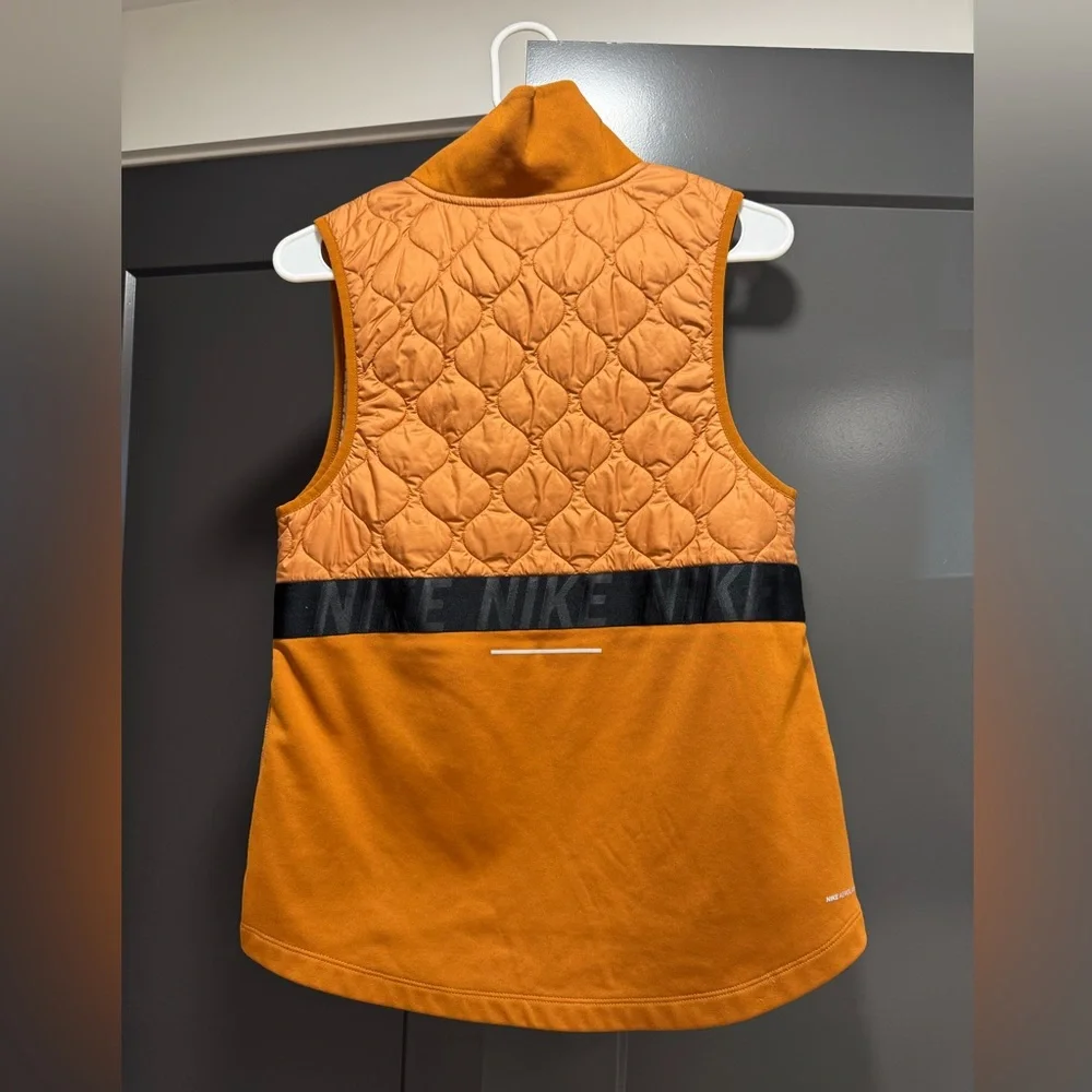Nike Vest - Picture 6 of 6